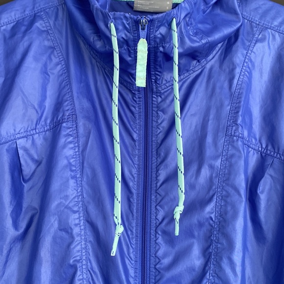 Columbia light jacket/windbreaker - Picture 5 of 8